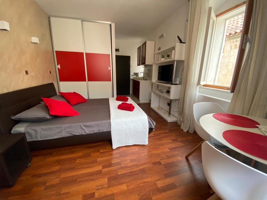 Torre Apartment *